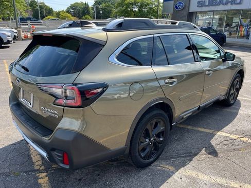 Certified 2022 Subaru Outback Touring XT AWD/4WD image 6