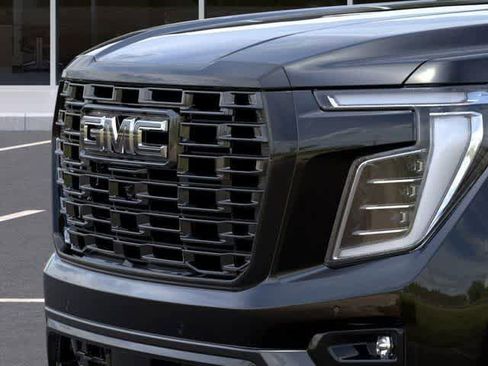 New 2026 GMC Yukon XL Denali Ultimate w/ LPO, Illumination Package image 13