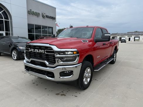 Used 2026 RAM 2500 Big Horn AWD/4WD image 23