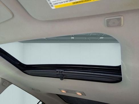 Used 2014 Buick Enclave Leather w/ Trailering Provision Package FWD image 12
