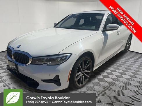 Used 2019 BMW 330i xDrive Sedan w/ Convenience Package AWD/4WD image 3