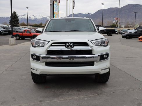 Used 2021 Toyota 4Runner Limited image 9