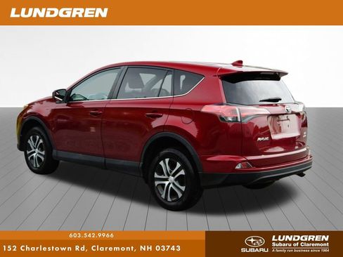 Used 2018 Toyota RAV4 LE w/ All Weather Liner Package AWD/4WD image 30