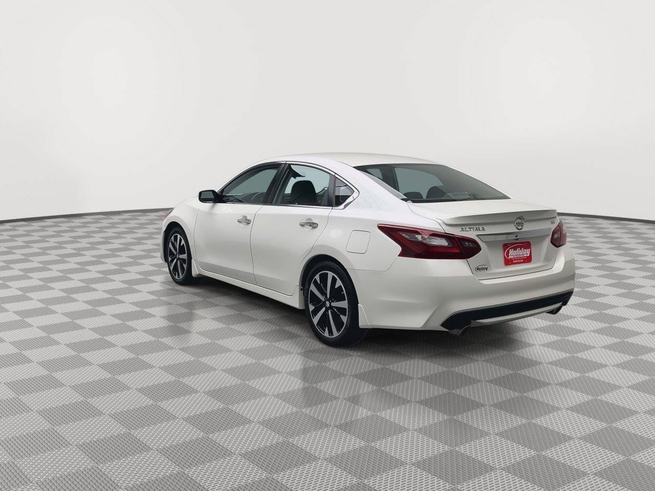 Used 2018 Nissan Altima 2.5 SR FWD image 30