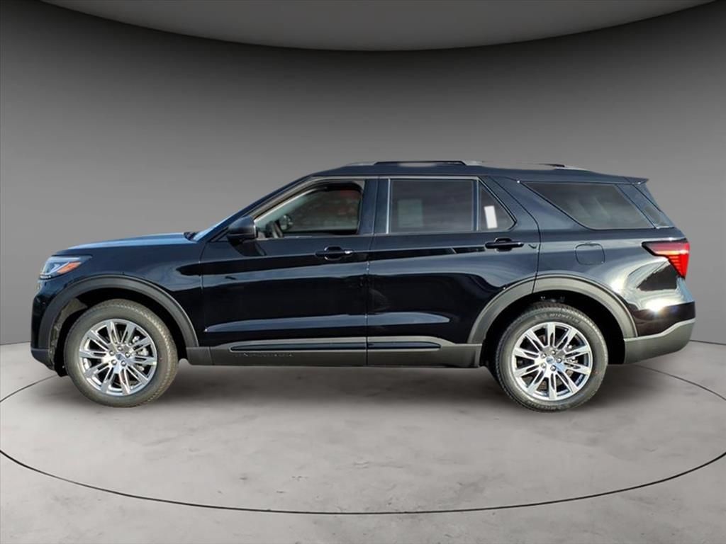 New 2026 Ford Explorer Active w/ Active Comfort Package AWD/4WD image 2