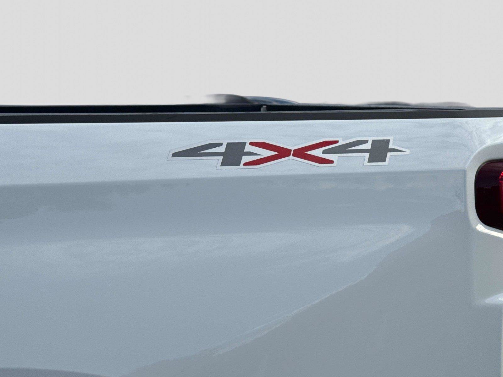 Used 2023 Chevrolet Silverado 1500 LTZ AWD/4WD image 11