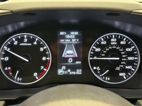 Used 2024 Subaru Crosstrek 2.0i Premium AWD/4WD image 13