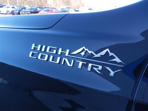 New 2026 Chevrolet Tahoe High Country w/ LPO, Get Active Package image 32