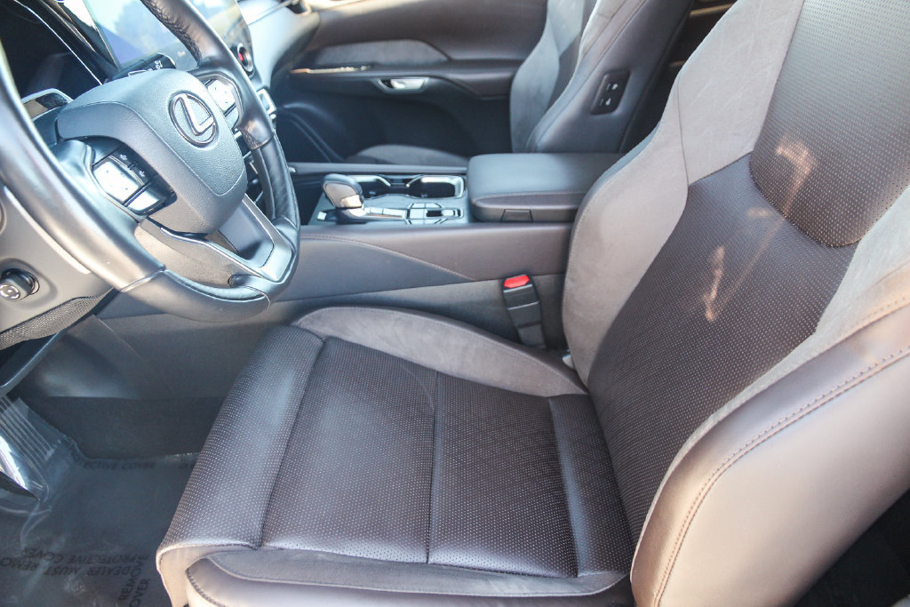 Certified 2024 Lexus RX 450h AWD w/ Convenience Package image 19