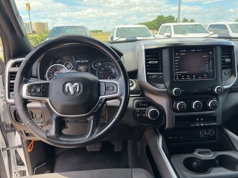 Used 2019 RAM 1500 Big Horn AWD/4WD image 24