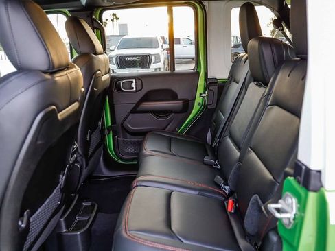 New 2026 Jeep Wrangler Unlimited Rubicon w/ Whitecap Package AWD/4WD image 23