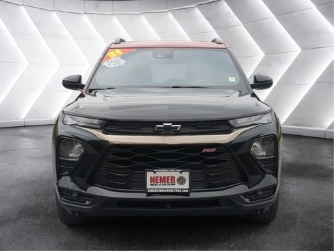 Used 2021 Chevrolet TrailBlazer RS w/ Sun and Liftgate Package AWD/4WD image 8