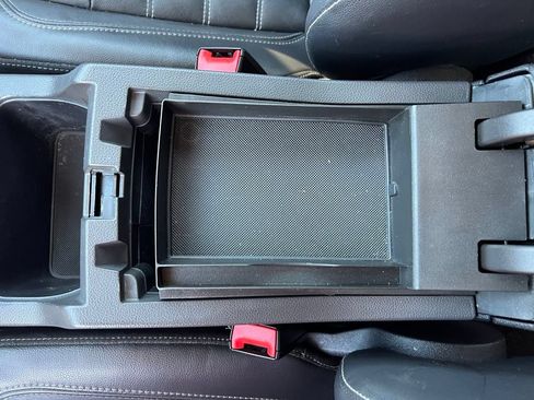 Used 2018 Ford Escape SEL FWD image 28