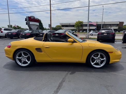 Used 2003 Porsche Boxster RWD image 14