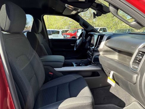 New 2026 RAM 1500 Express AWD/4WD image 24