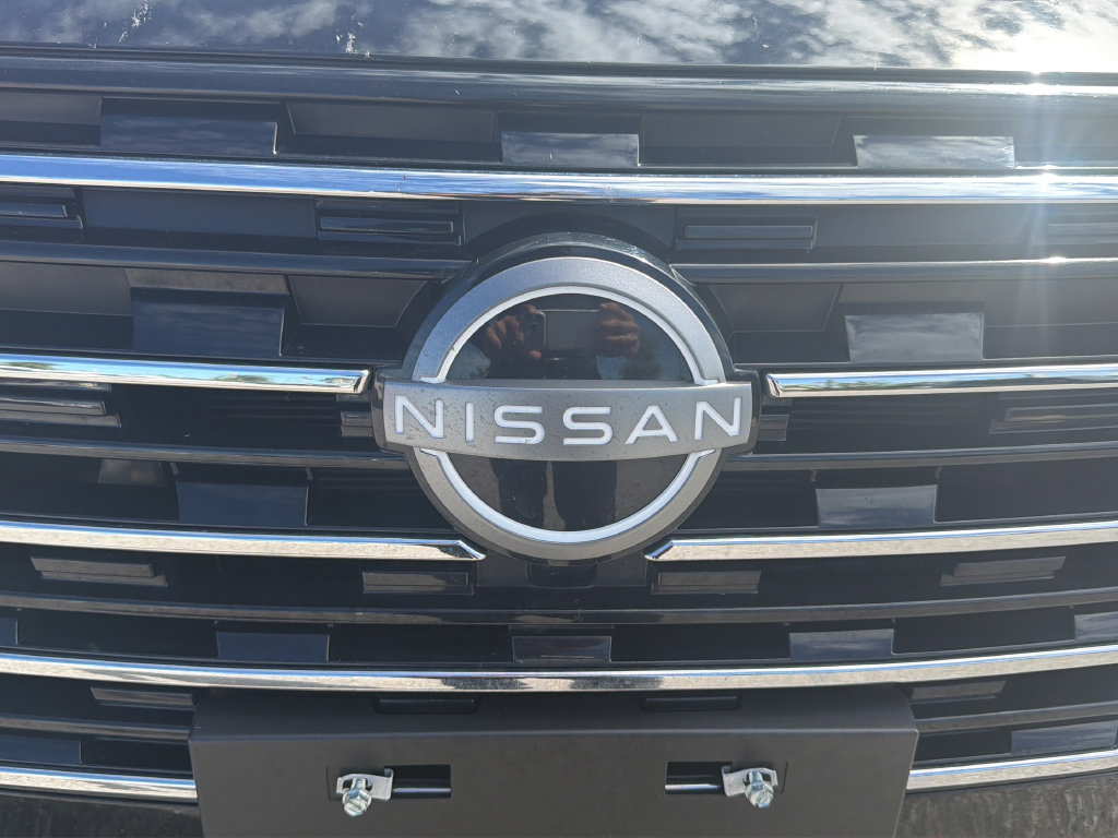 Certified 2025 Nissan Rogue SV w/ SV Premium Package FWD image 15