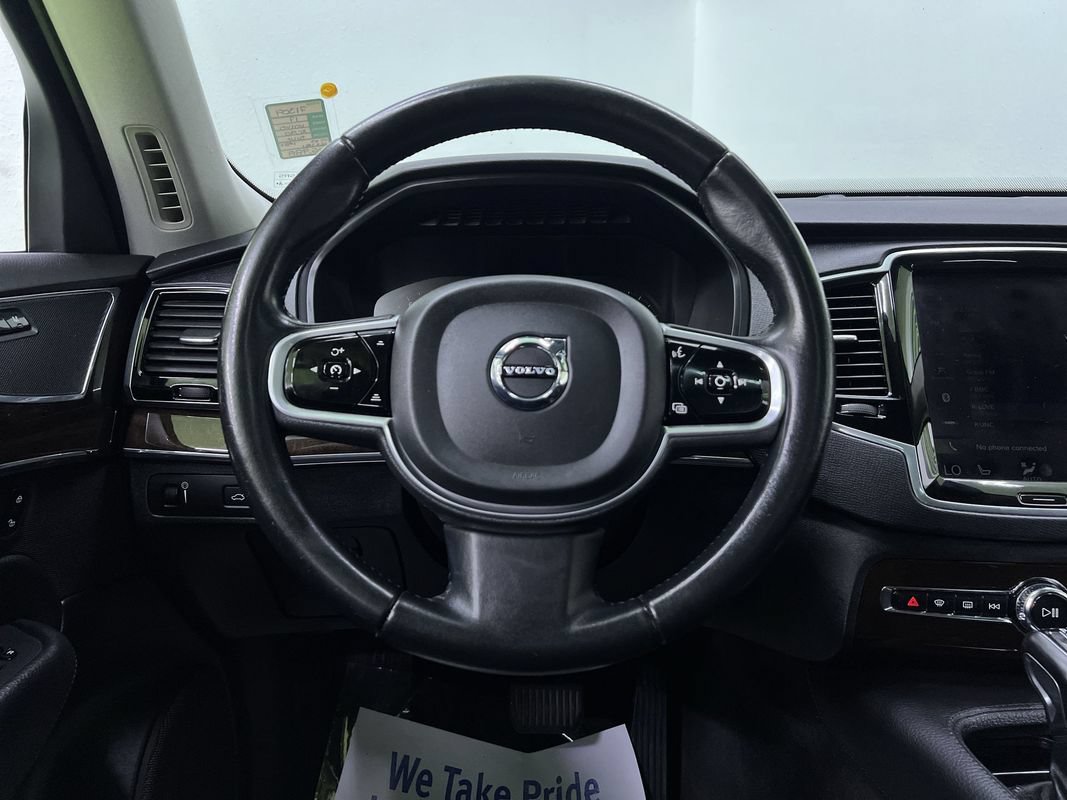 Used 2017 Volvo XC90 T6 Momentum w/ Momentum Plus Package AWD/4WD image 20