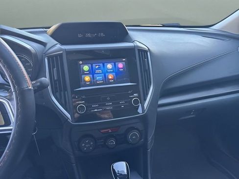 Used 2019 Subaru Crosstrek 2.0i Premium image 12