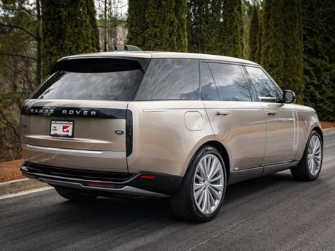 Used 2023 Land Rover Range Rover Long Wheelbase First Edition image 16