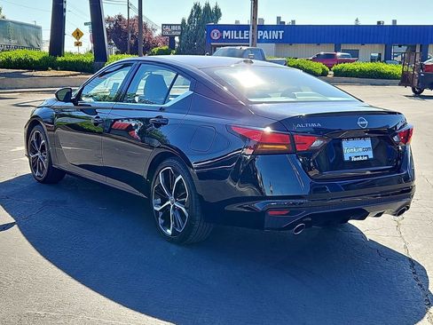 Used 2024 Nissan Altima 2.5 SR FWD image 4