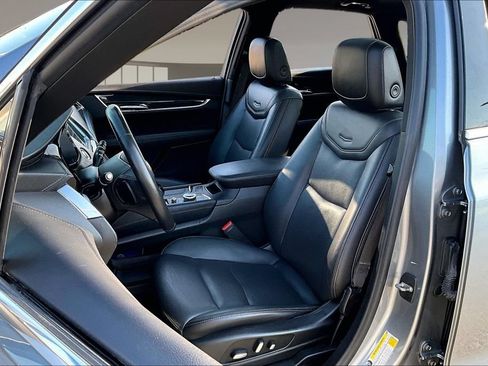 Used 2022 Cadillac XT5 Premium Luxury FWD image 27