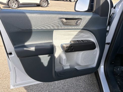 New 2026 Ford Maverick XLT w/ XLT Luxury Package FWD image 30