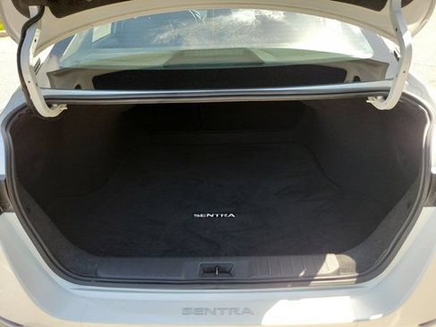 Certified 2025 Nissan Sentra SV FWD image 12