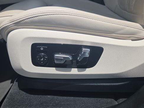 Certified 2026 BMW X5 xDrive50e w/ Executive Package AWD/4WD image 10