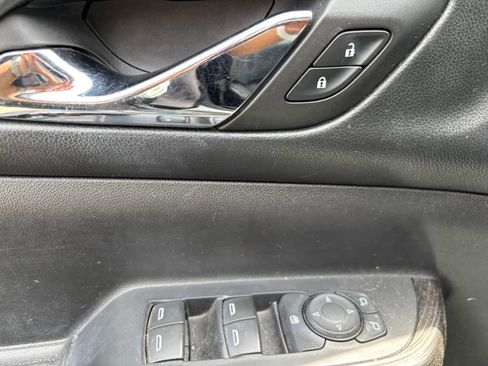 Used 2018 GMC Acadia SLT FWD image 14