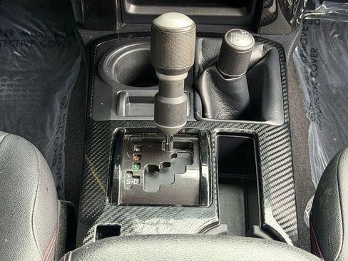 Used 2017 Toyota 4Runner TRD Off-Road Premium AWD/4WD image 49