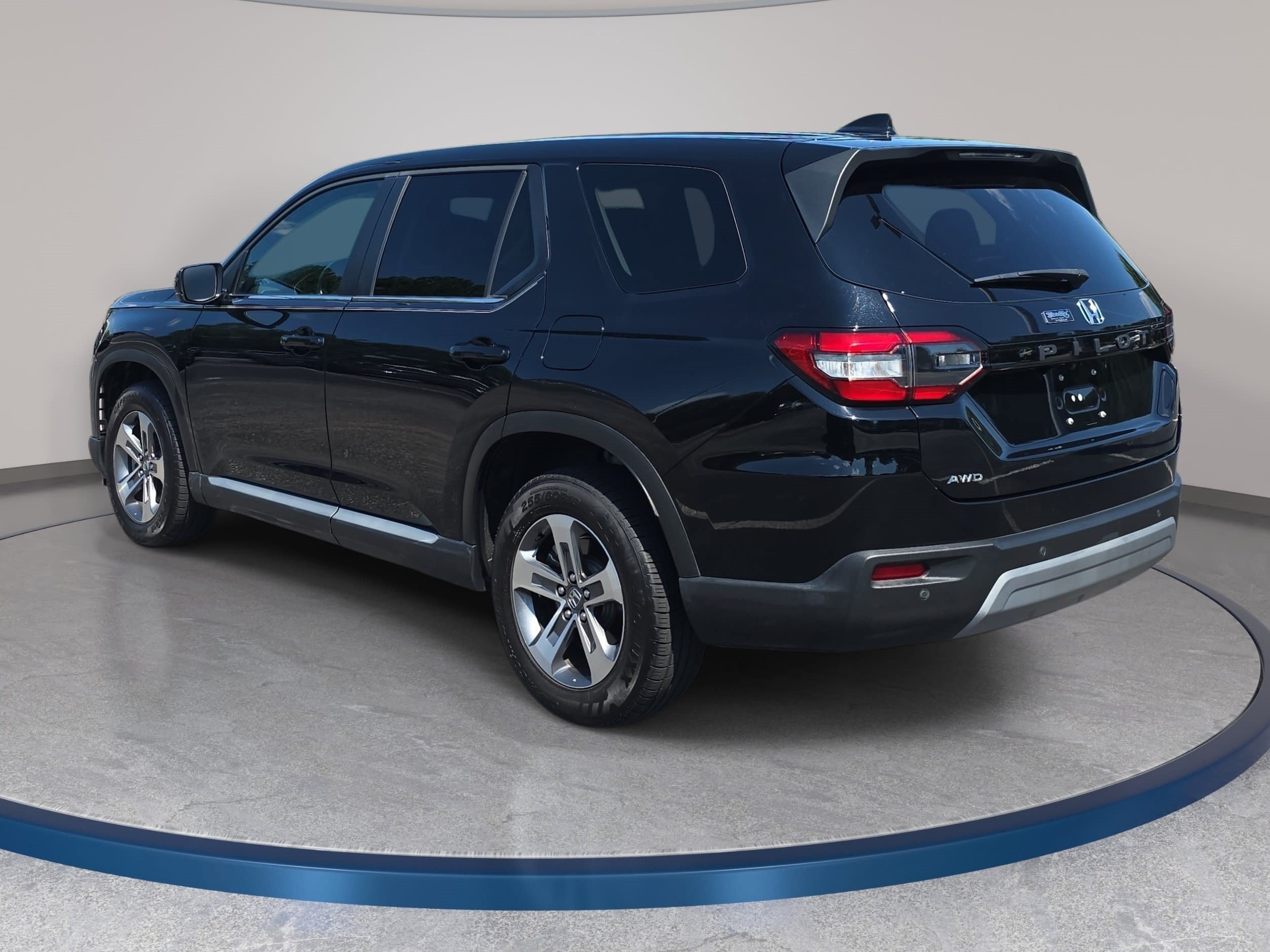 Certified 2025 Honda Pilot EX-L image 7