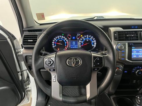 Used 2018 Toyota 4Runner SR5 image 20