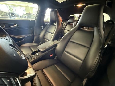 Used 2018 Mercedes-Benz CLA 250 image 9