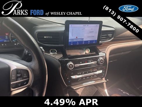 Used 2021 Ford Explorer Limited w/ Equipment Group 301A image 5
