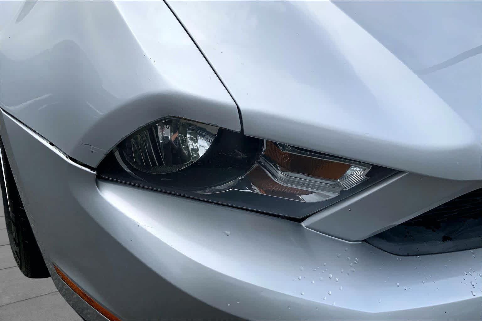 Used 2010 Ford Mustang Premium RWD image 22