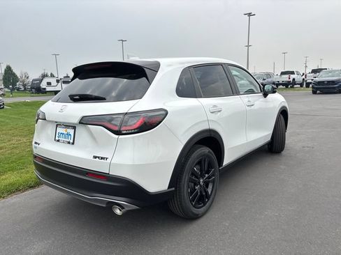 New 2027 Honda HR-V Sport image 3