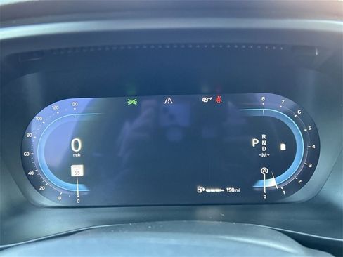 Certified 2024 Volvo XC40 B5 Plus image 19