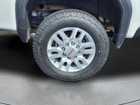 Used 2022 GMC Sierra 2500 SLT AWD/4WD image 9