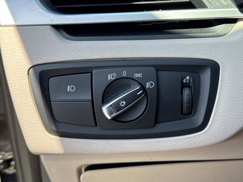 Used 2019 BMW X1 sDrive28i FWD image 18