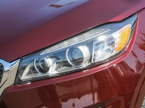 Used 2017 Kia Sorento SX AWD/4WD image 8