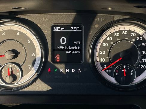 Used 2024 RAM 1500 Classic SLT image 16