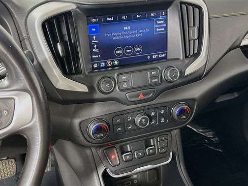 Used 2020 GMC Terrain SLT w/ Preferred Package FWD image 15