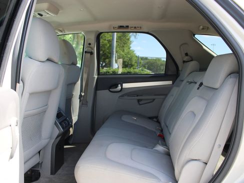 Used 2004 Buick Rendezvous CX image 7