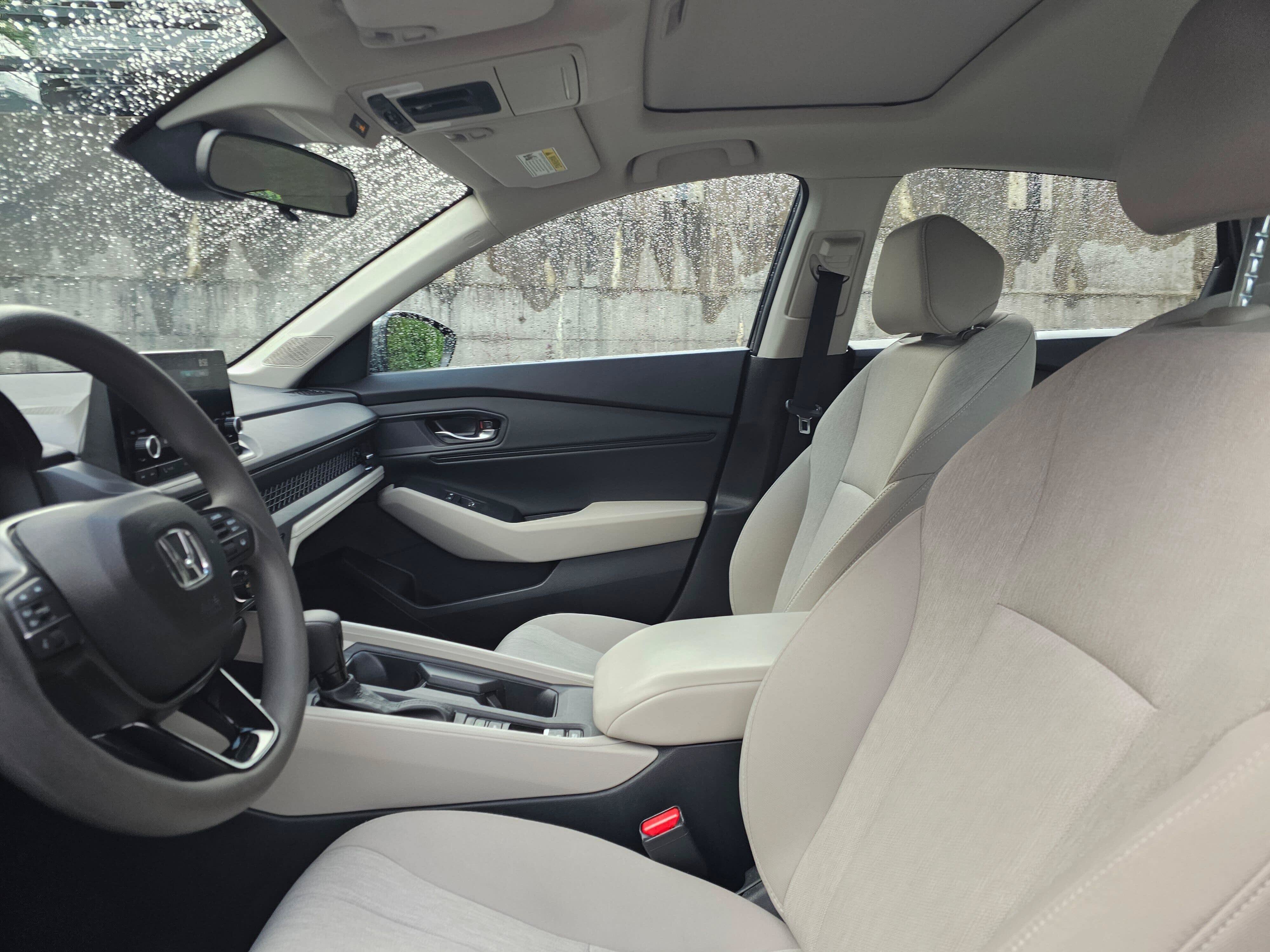 Used 2023 Honda Accord EX image 22