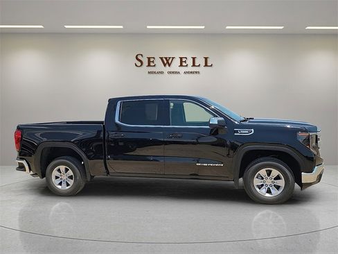 New 2026 GMC Sierra 1500 SLE w/ Preferred Package image 6