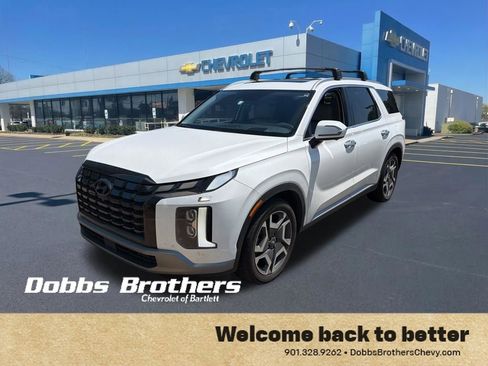 Used 2023 Hyundai Palisade Limited FWD image 3
