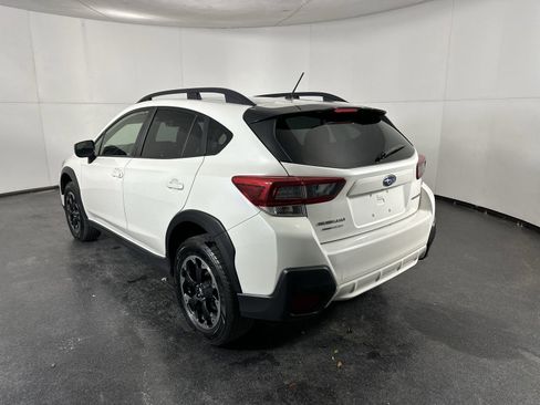 Used 2022 Subaru Crosstrek 2.0i image 9