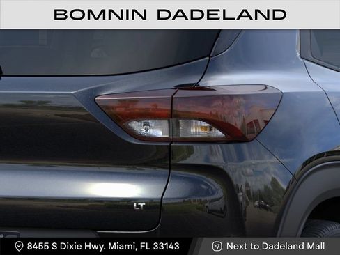 New 2026 Chevrolet TrailBlazer LT w/ Midnight Edition FWD image 11