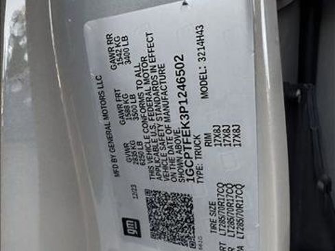 Used 2023 Chevrolet Colorado ZR2 w/ ZR2 Convenience Package III image 23