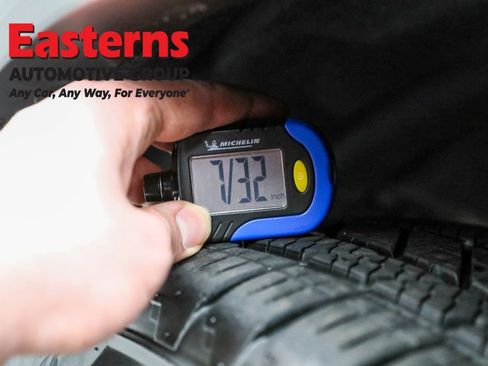 Used 2023 Toyota Highlander LE image 29